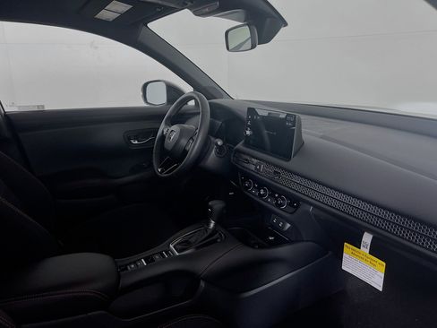 New 2026 Honda HR-V Sport image 7