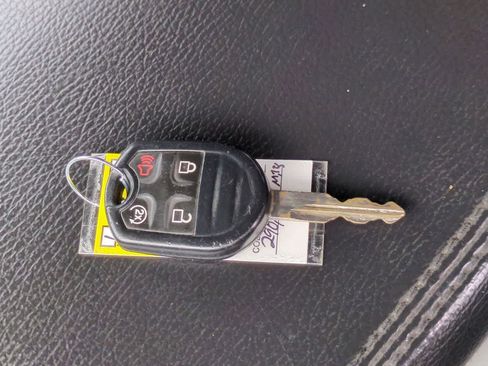 Used 2012 Ford F150 Lariat w/ Lariat Plus Pkg AWD/4WD image 34