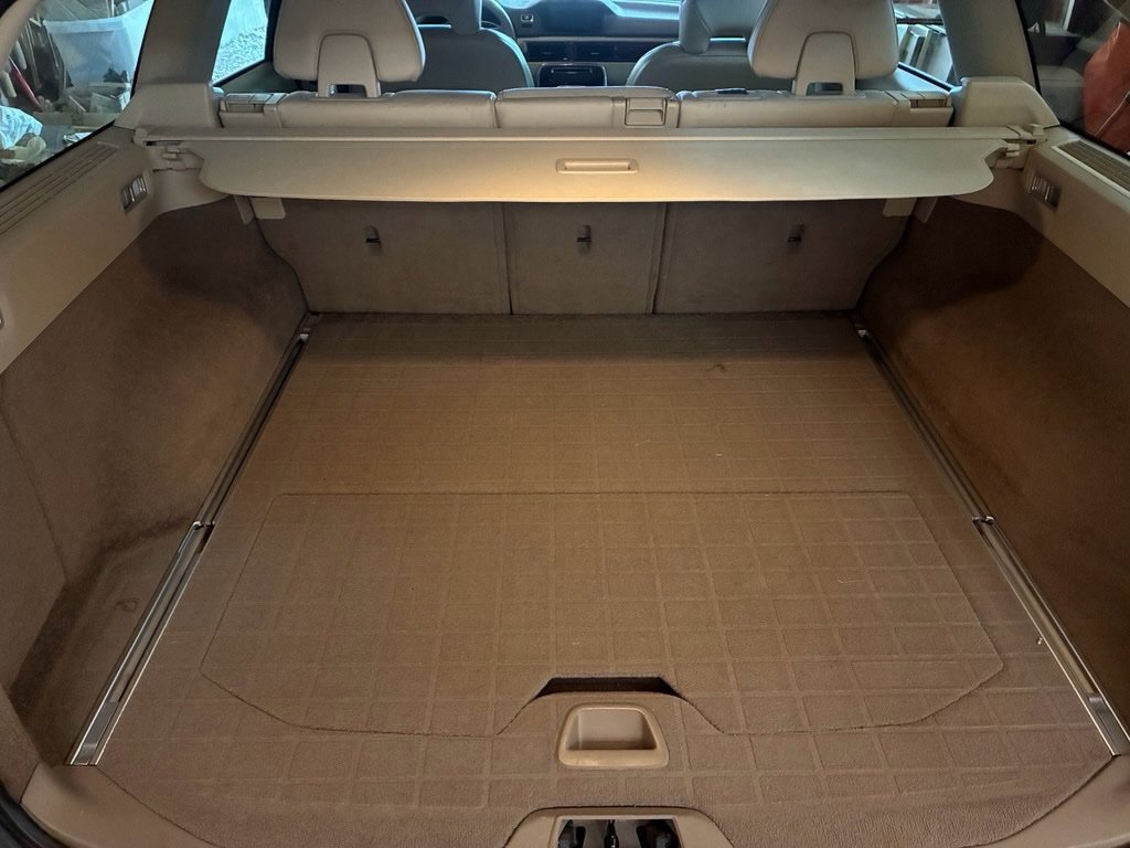 Used 2014 Volvo XC70 T6 AWD/4WD image 4