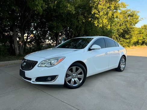 Used 2016 Buick Regal image 11