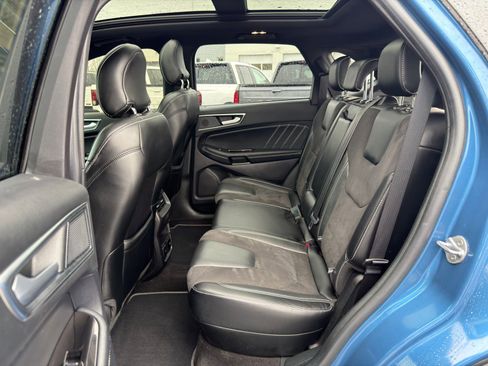 Used 2019 Ford Edge ST w/ Equipment Group 401A image 33