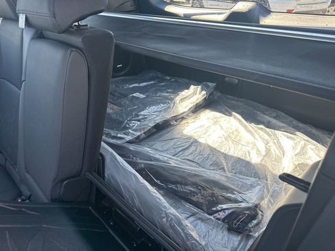 Certified 2025 Subaru Forester Wilderness image 27