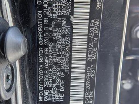 Used 2022 Toyota Corolla LE FWD image 23