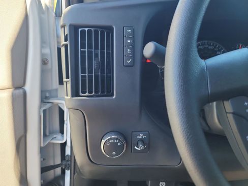 New 2025 Chevrolet Express 3500 w/ Power Convenience Package image 16