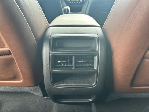 Used 2025 Cadillac XT5 Premium Luxury w/ Technology Package FWD image 28