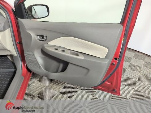 Used 2009 Toyota Yaris Sedan image 31