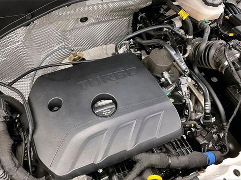 Certified 2025 Buick Encore GX Avenir w/ Avenir Technology Package image 30