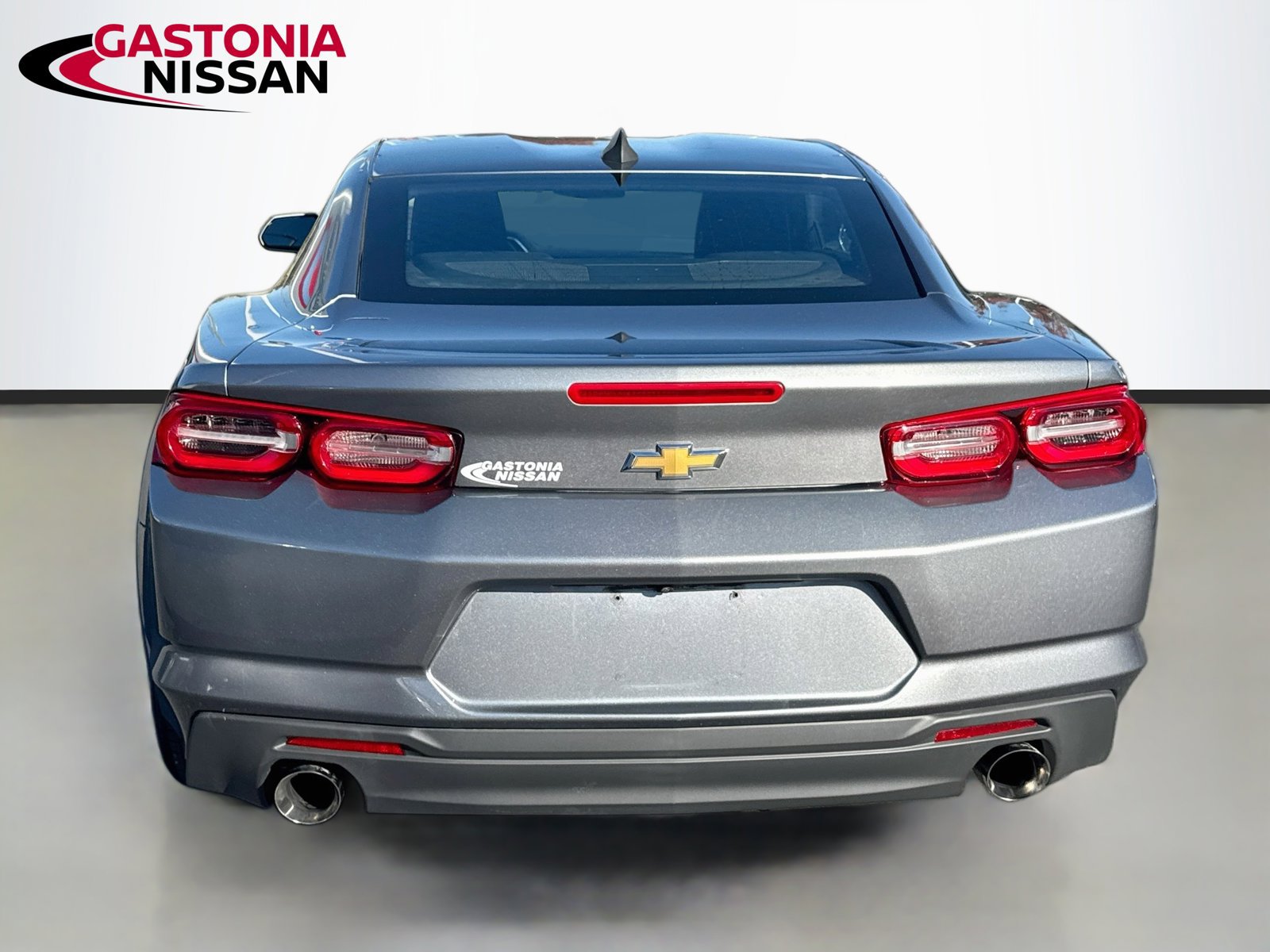 Used 2019 Chevrolet Camaro LT RWD image 7