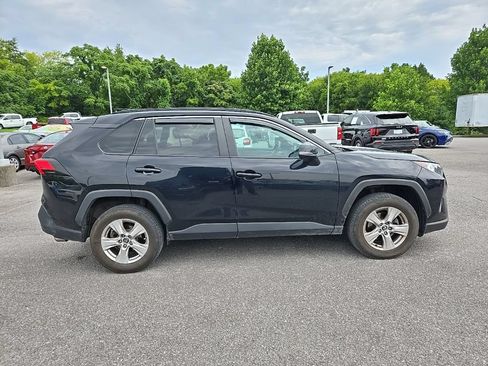 Used 2021 Toyota RAV4 XLE FWD image 8