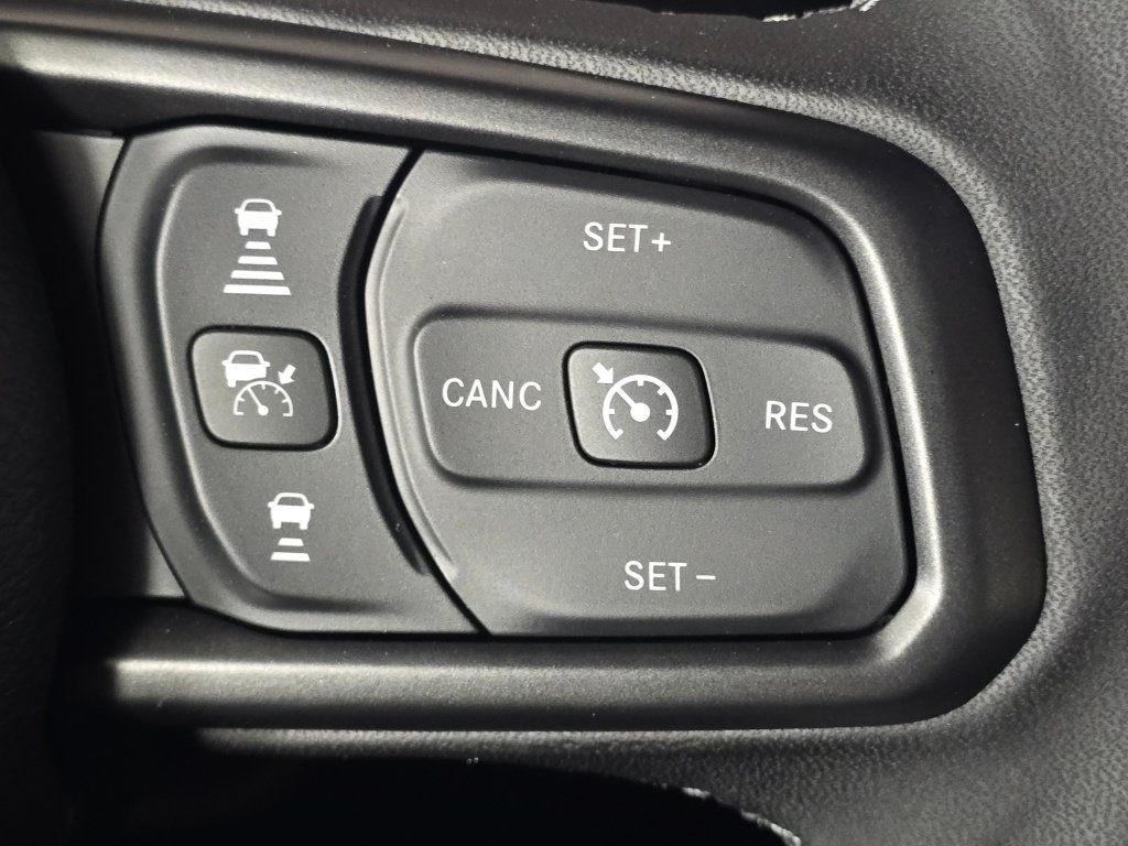 New 2026 Jeep Wrangler Unlimited Rubicon w/ Safety Group AWD/4WD image 38