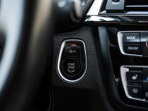 Used 2015 BMW M3 RWD image 18