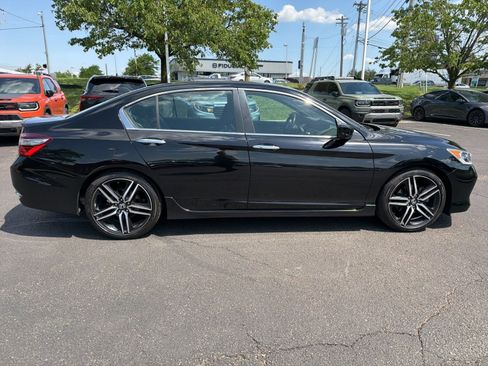Used 2017 Honda Accord Sport Special Edition image 26