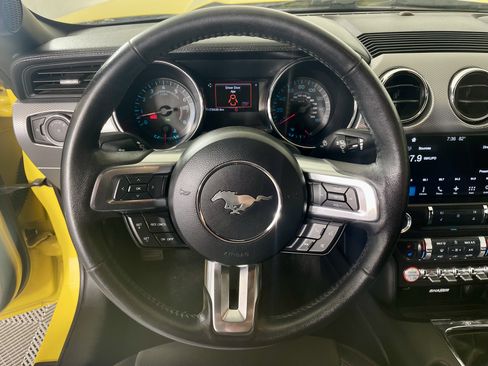 Used 2017 Ford Mustang GT Premium RWD image 18