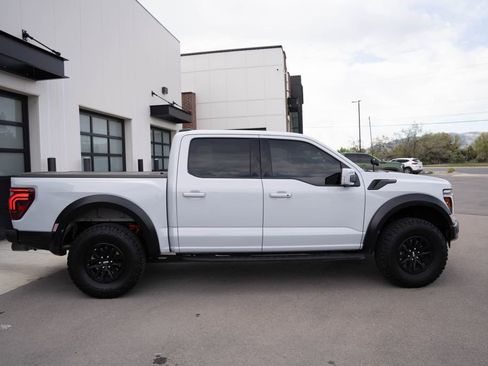 Used 2025 Ford F150 Raptor image 11