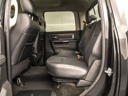 Used 2018 RAM 3500 Laramie w/ Convenience Group AWD/4WD image 29