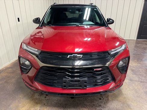 Used 2023 Chevrolet TrailBlazer RS w/ Sun and Liftgate Package image 2