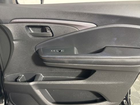 Used 2022 Honda Passport TrailSport image 24