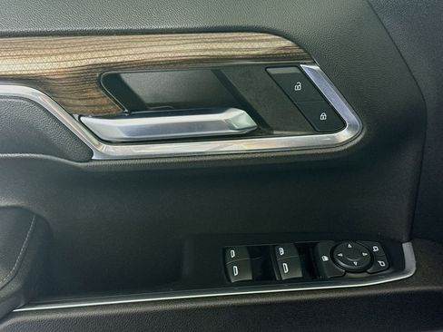 Used 2023 Chevrolet Silverado 1500 LT image 24