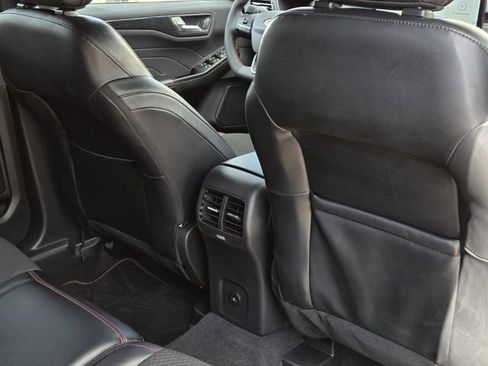 Used 2023 Ford Escape ST-Line w/ Tech Pack #1 FWD image 41