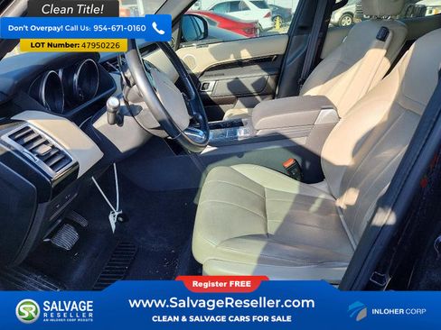 Used 2019 Land Rover Discovery SE AWD/4WD image 9