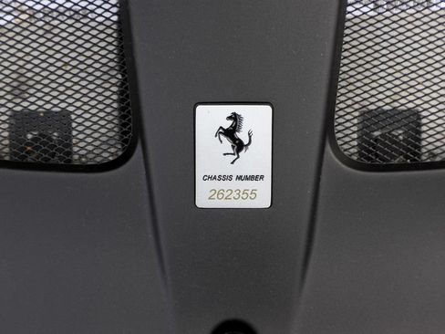 Used 2021 Ferrari 812 GTS RWD image 12