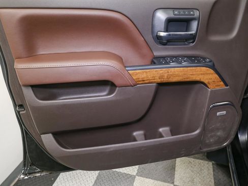 Used 2016 Chevrolet Silverado 3500 High Country image 38