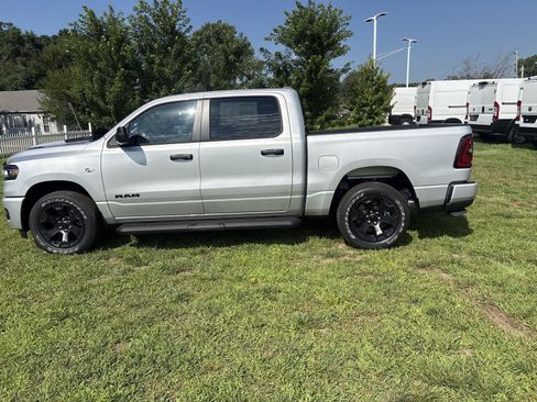 New 2026 RAM 1500 Express AWD/4WD image 8