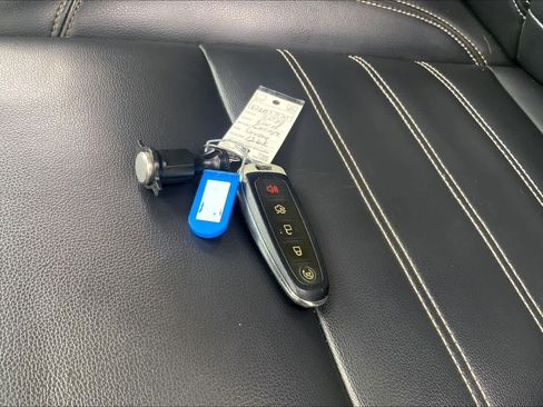 Used 2019 Ford Escape SEL FWD image 15