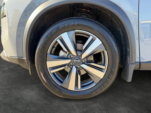 Used 2023 Nissan Rogue SL w/ SL Premium Package AWD/4WD image 4