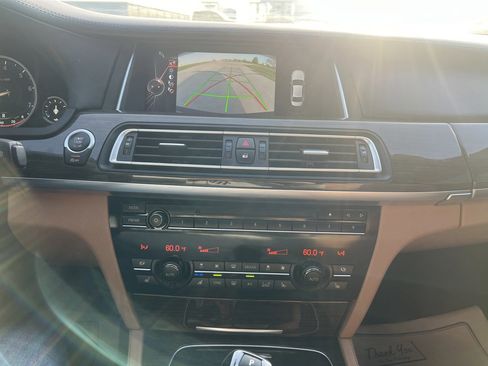 Used 2015 BMW 750i xDrive image 20