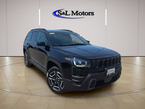 New 2026 Jeep Cherokee Laredo AWD/4WD image 1