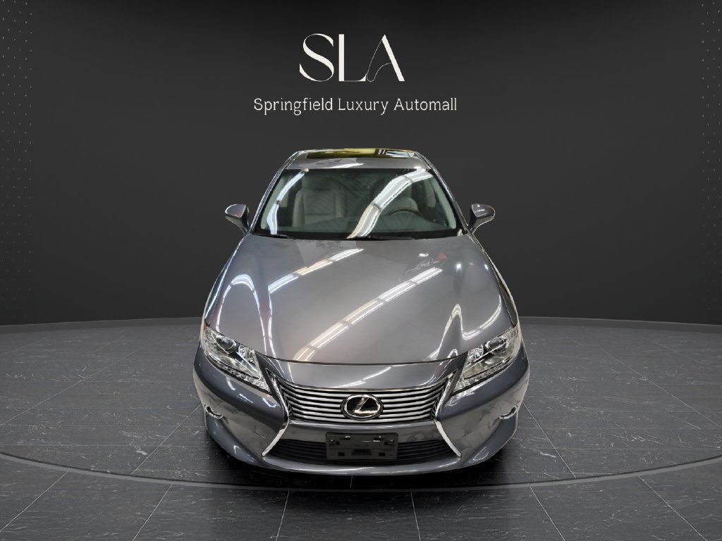 Used 2014 Lexus ES 350 w/ Luxury Package FWD image 3