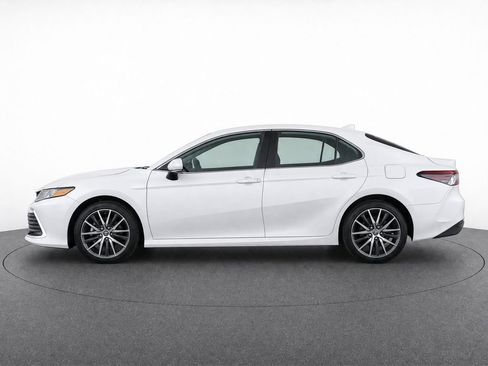 Used 2024 Toyota Camry XLE w/ Cold Weather Package AWD/4WD image 2