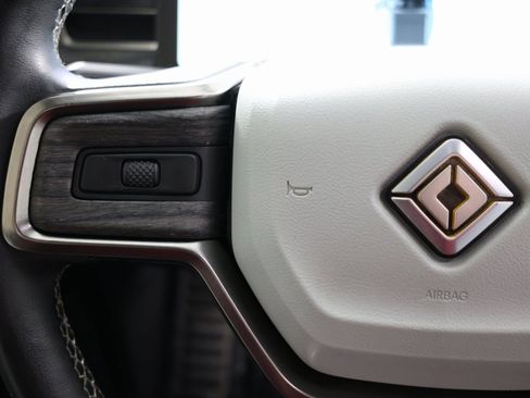 Used 2022 Rivian R1T Adventure image 26