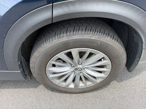 Used 2024 MAZDA CX-90 3.3 Turbo w/ Preferred Plus AWD/4WD image 9