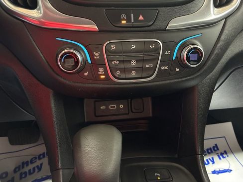 Used 2022 Chevrolet Equinox LT image 20