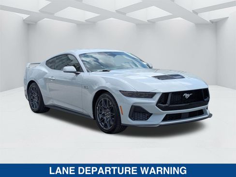 New 2026 Ford Mustang GT w/ GT Performance Package RWD image 3
