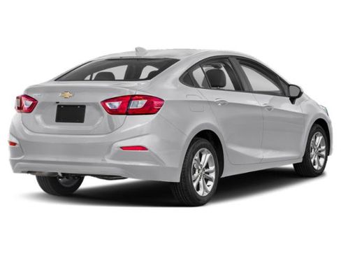 Used 2019 Chevrolet Cruze LS w/ LS Convenience Package FWD image 2