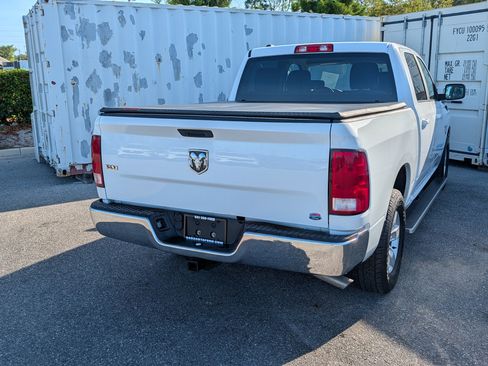 Used 2021 RAM 1500 Classic SLT RWD image 4