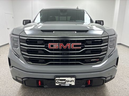 Used 2024 GMC Sierra 1500 AT4 w/ Technology Package AWD/4WD image 3