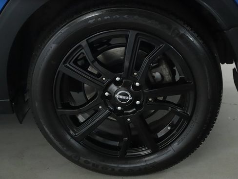 Certified 2023 Nissan Kicks SR w/ SR Premium Package FWD image 40
