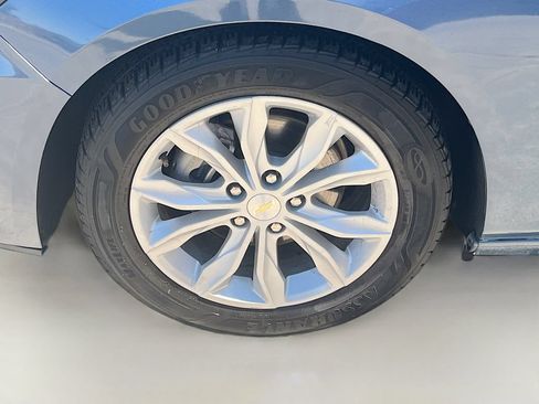 Used 2025 Chevrolet Malibu LT FWD image 31
