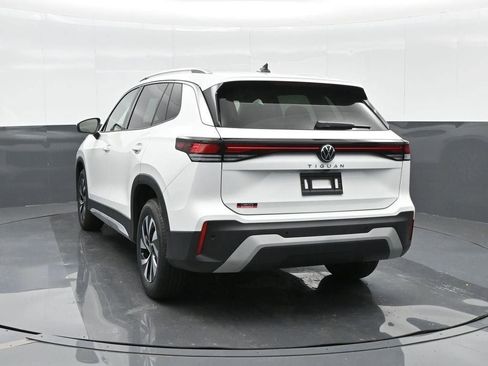 New 2025 Volkswagen Tiguan S image 8