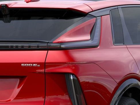 New 2026 Cadillac Lyriq Sport image 11