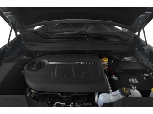 Used 2019 Jeep Cherokee Trailhawk image 12