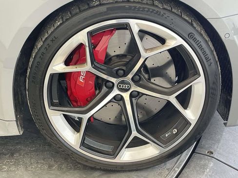 Used 2025 Audi RS 6 performance image 14