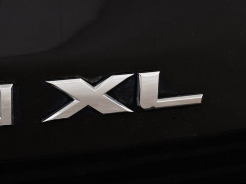 Used 2017 GMC Yukon XL Denali w/ Open Road Package AWD/4WD image 23