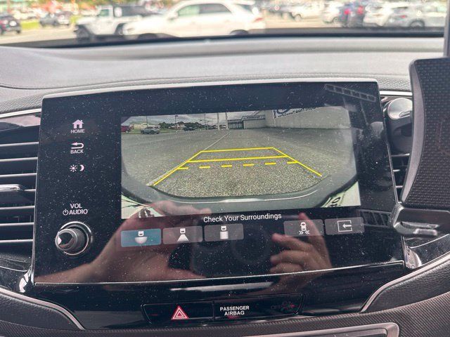 Used 2023 Honda Passport TrailSport image 17