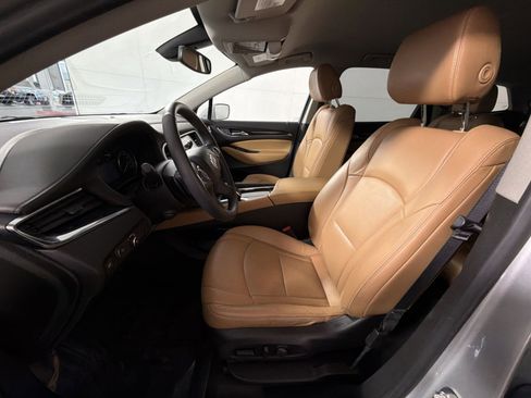 Used 2019 Buick Enclave Premium image 13