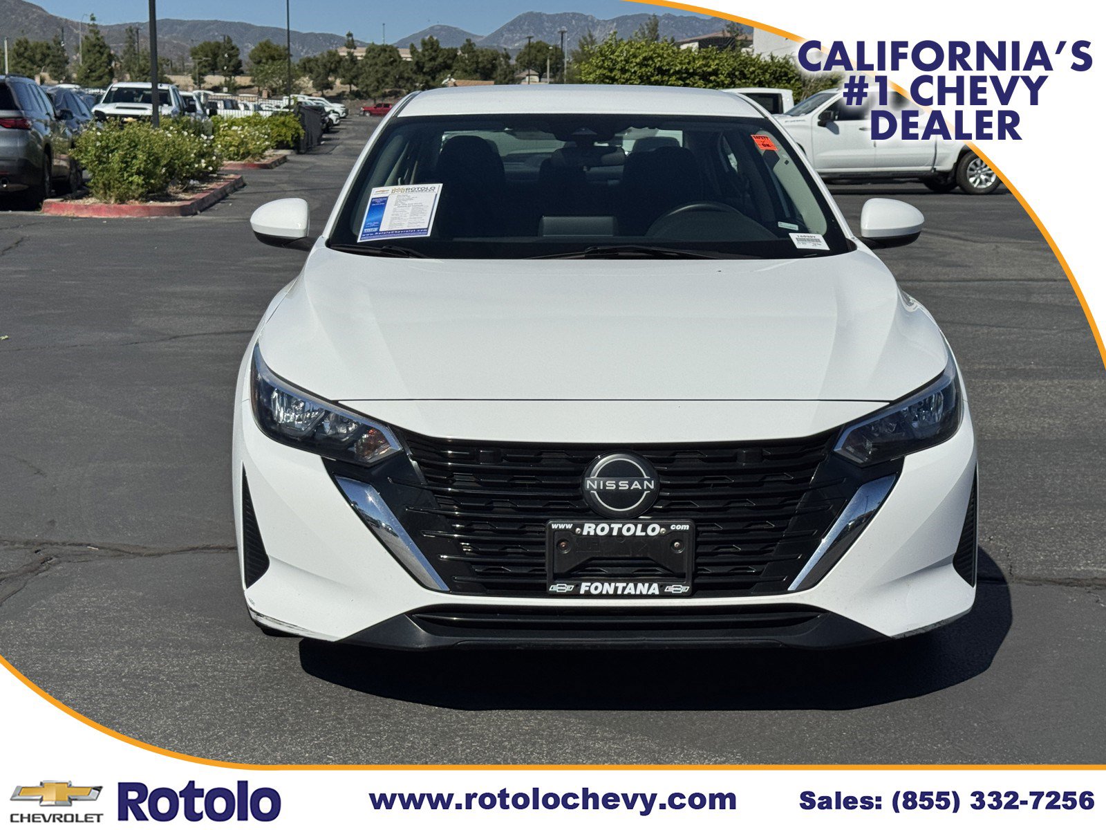 Used 2024 Nissan Sentra SV FWD image 2